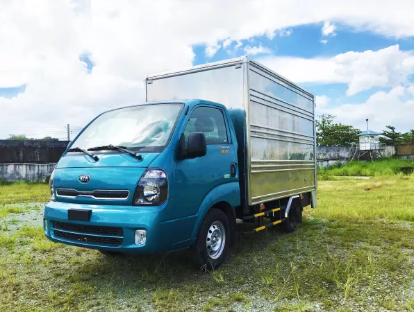 Dịch vụ thay Kính chắn gió xe tải KIA K200 tận nơi